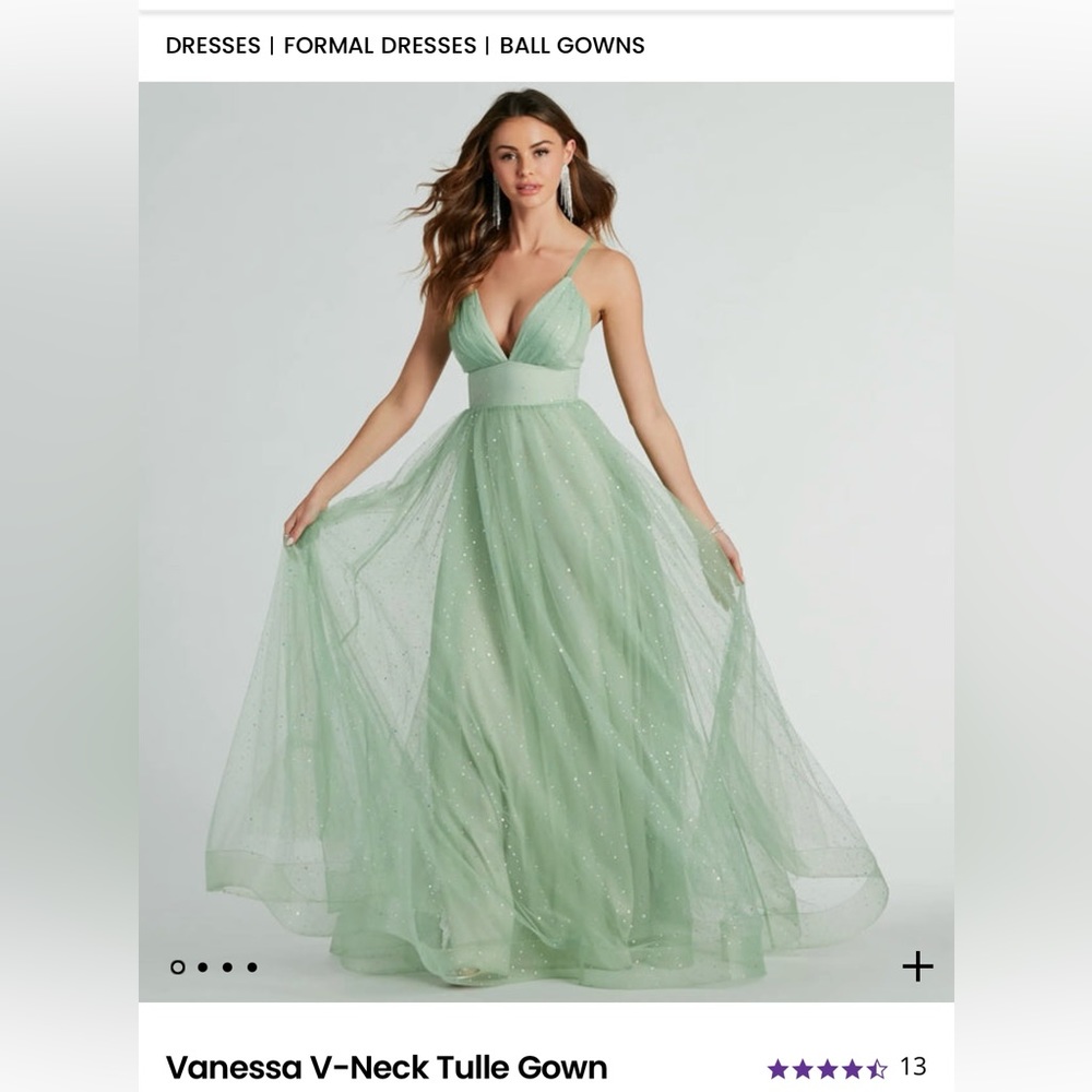 Vanessa V-Neck Tulle Gown